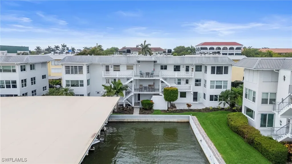 1100 8th Avenue S Naples FL 34102