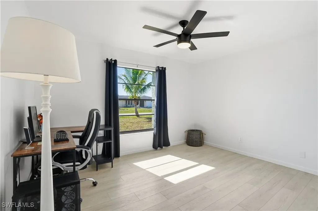 1115 SW 42nd Street Cape Coral FL 33914