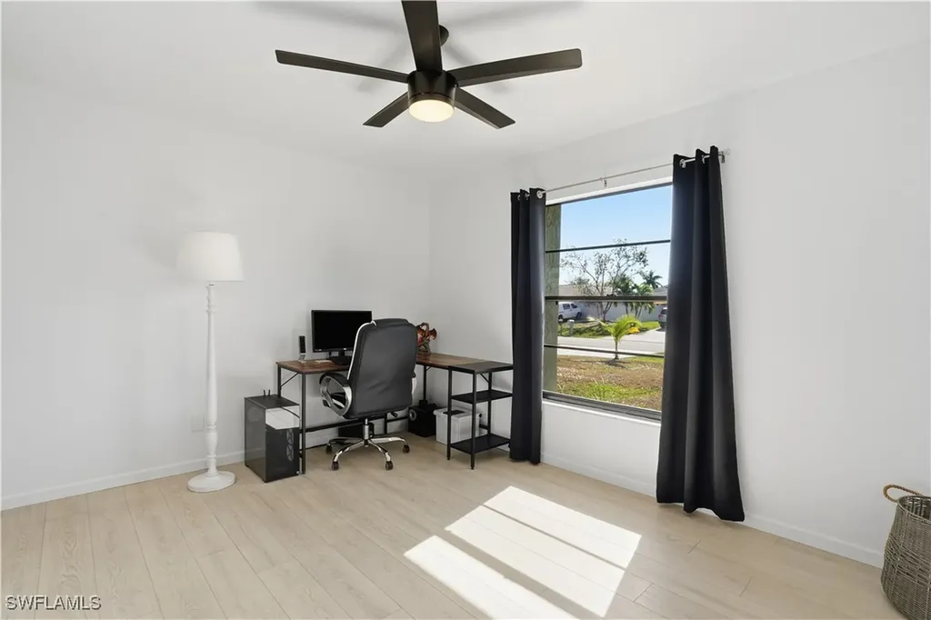 1115 SW 42nd Street Cape Coral FL 33914