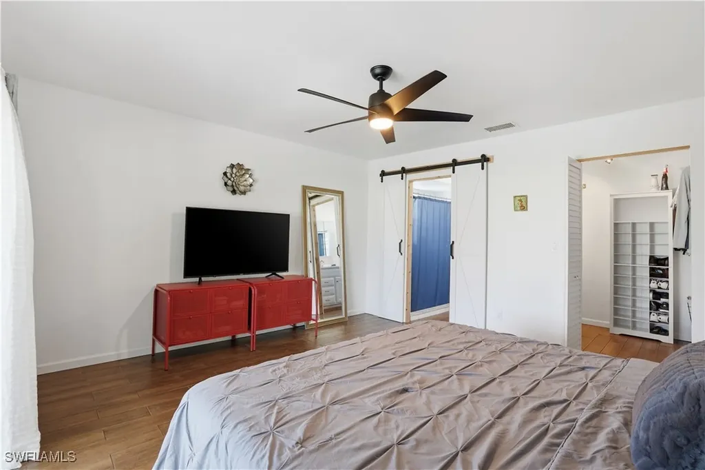 1115 SW 42nd Street Cape Coral FL 33914