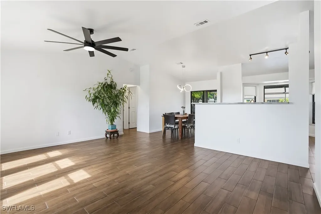 1115 SW 42nd Street Cape Coral FL 33914