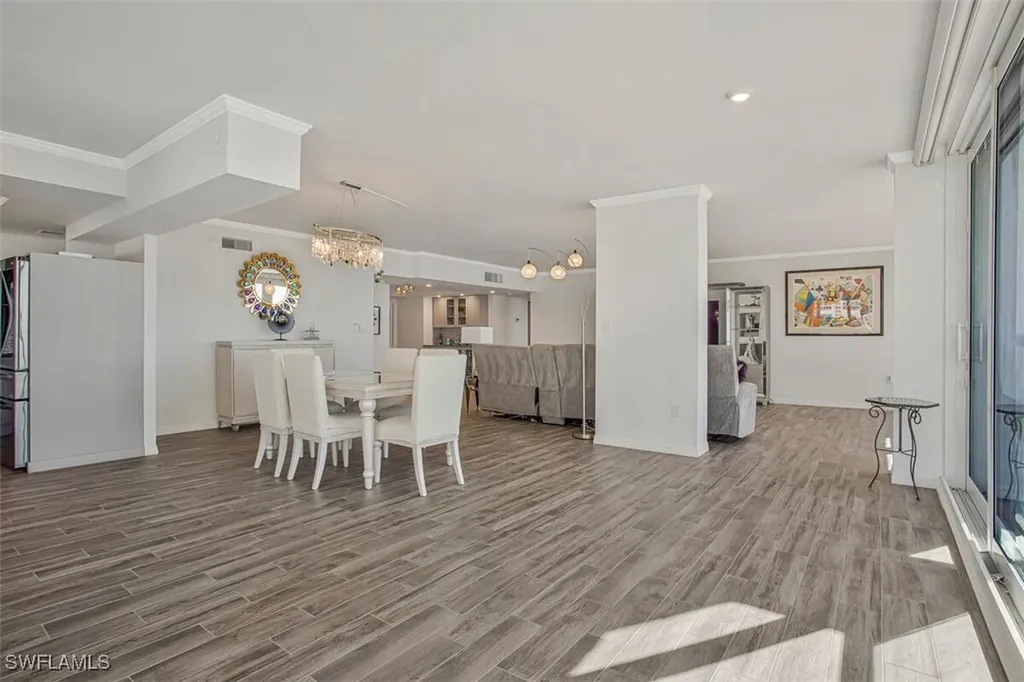 4031 Gulf Shore Boulevard N Naples FL 34103