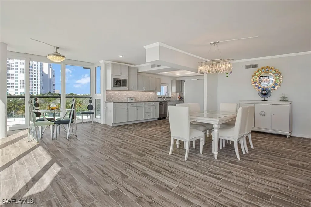 4031 Gulf Shore Boulevard N Naples FL 34103