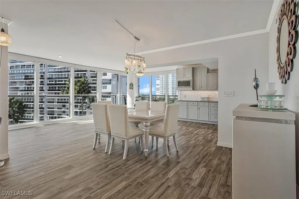 4031 Gulf Shore Boulevard N Naples FL 34103