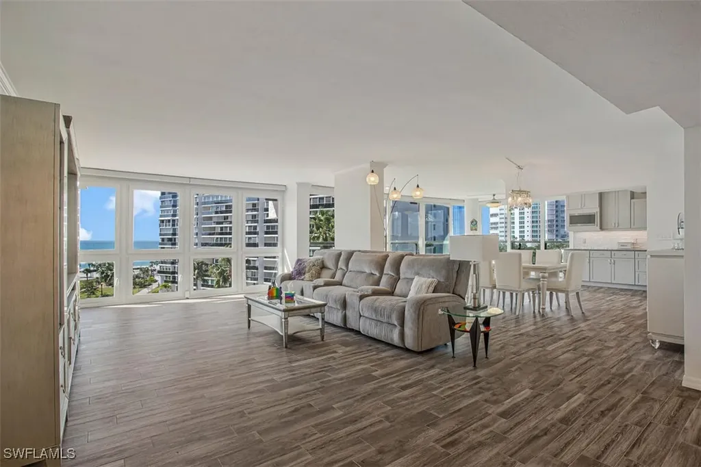 4031 Gulf Shore Boulevard N Naples FL 34103