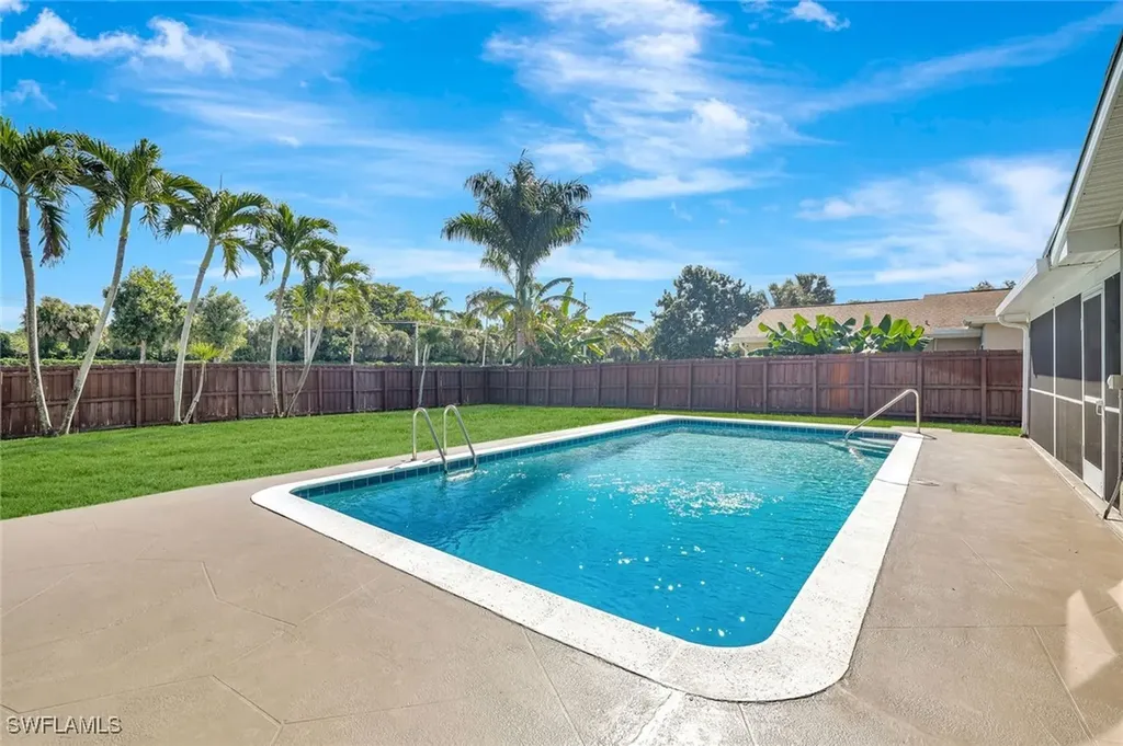 2840 14th Street N Naples FL 34103