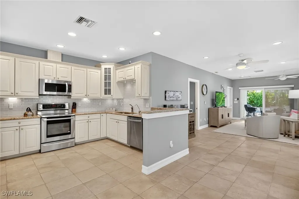 740 5th Avenue N Naples FL 34102