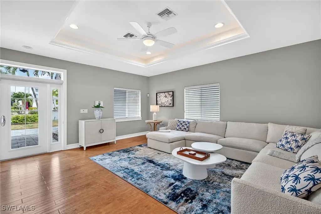 740 5th Avenue N Naples FL 34102