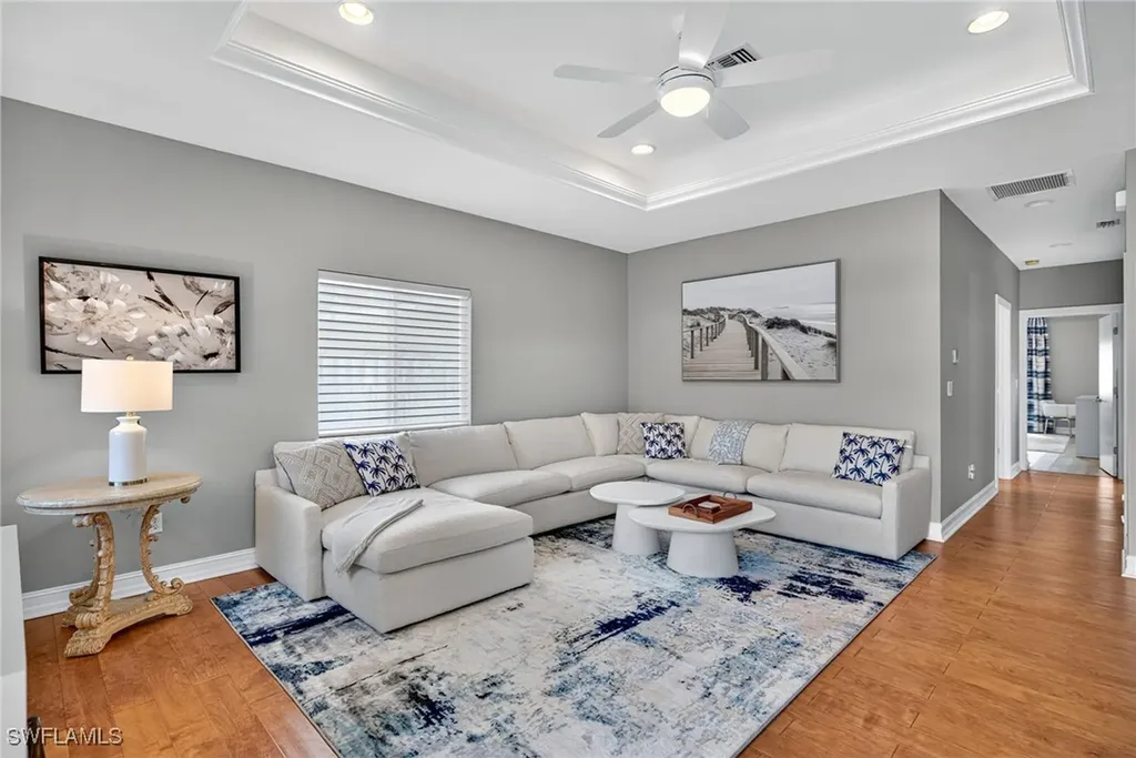 740 5th Avenue N Naples FL 34102