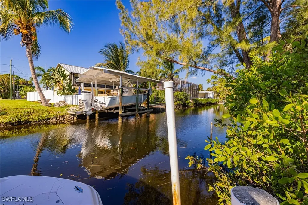 27267 J C Lane Bonita Springs FL 34135