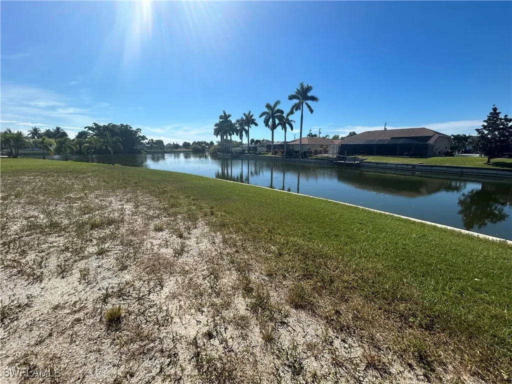 506 NE 21st Place Cape Coral FL 33909