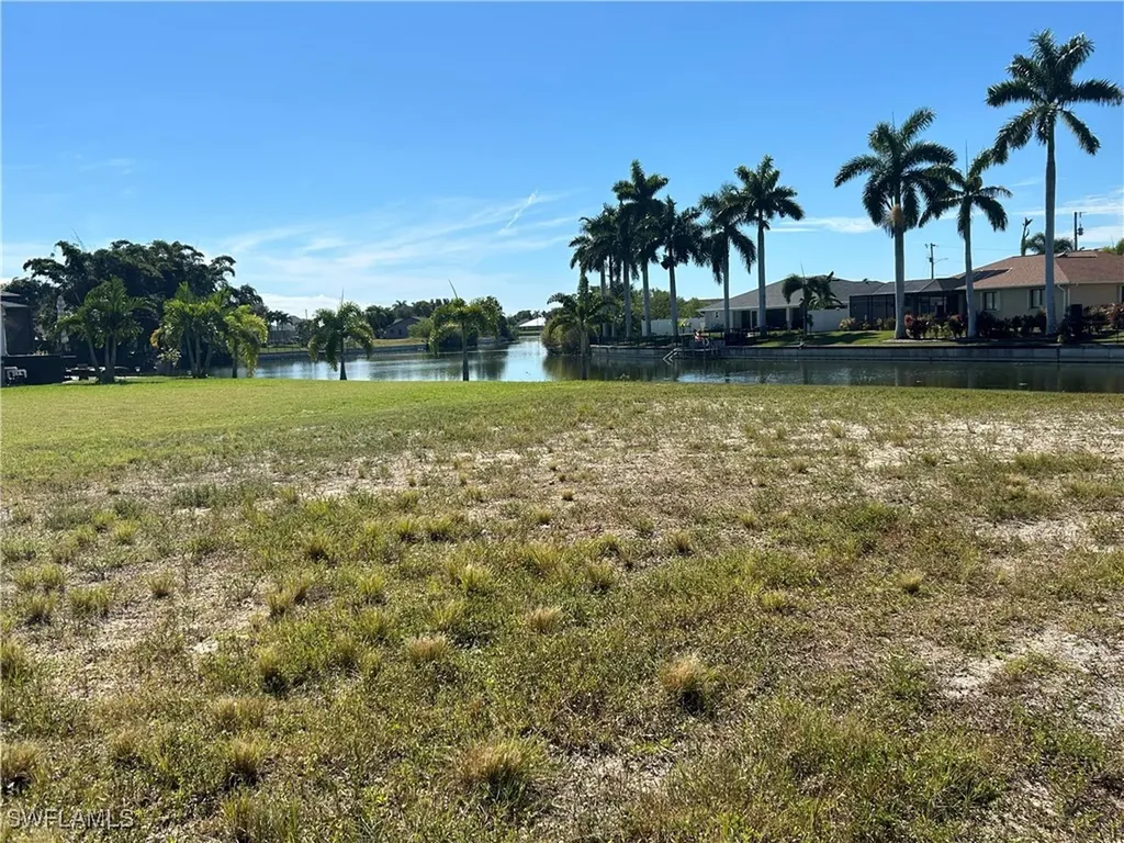 506 NE 21st Place Cape Coral FL 33909