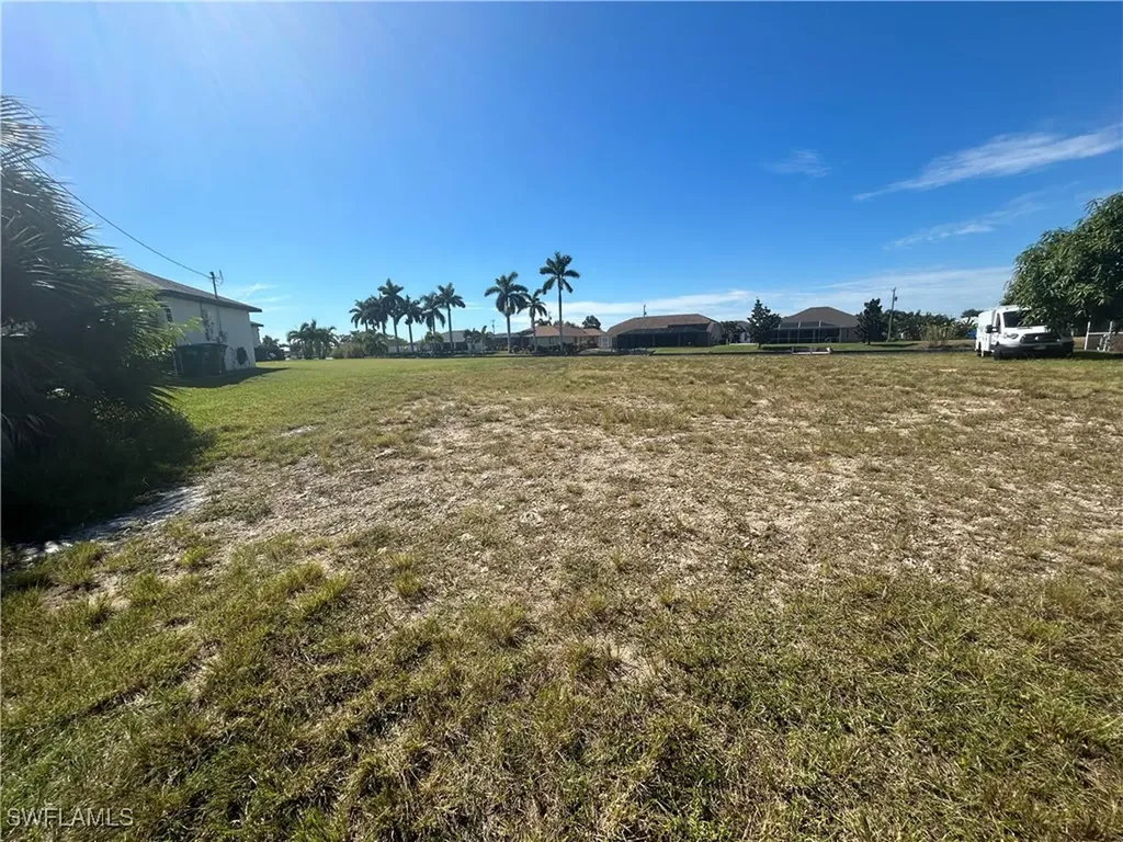 506 NE 21st Place Cape Coral FL 33909