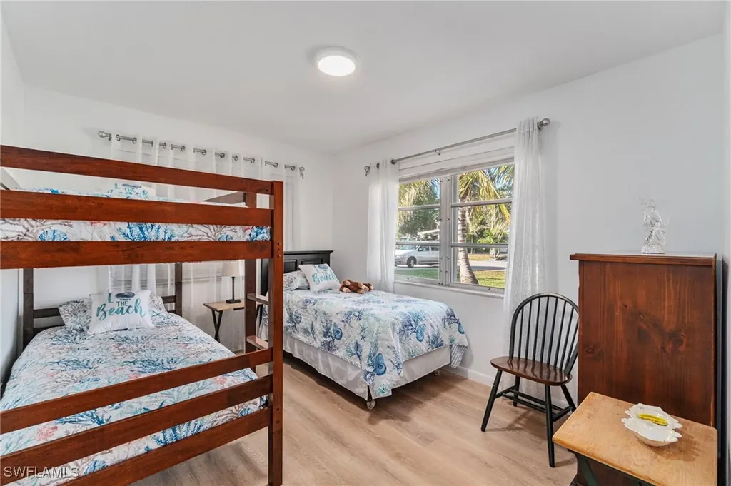 640 110th Avenue N Naples FL 34108