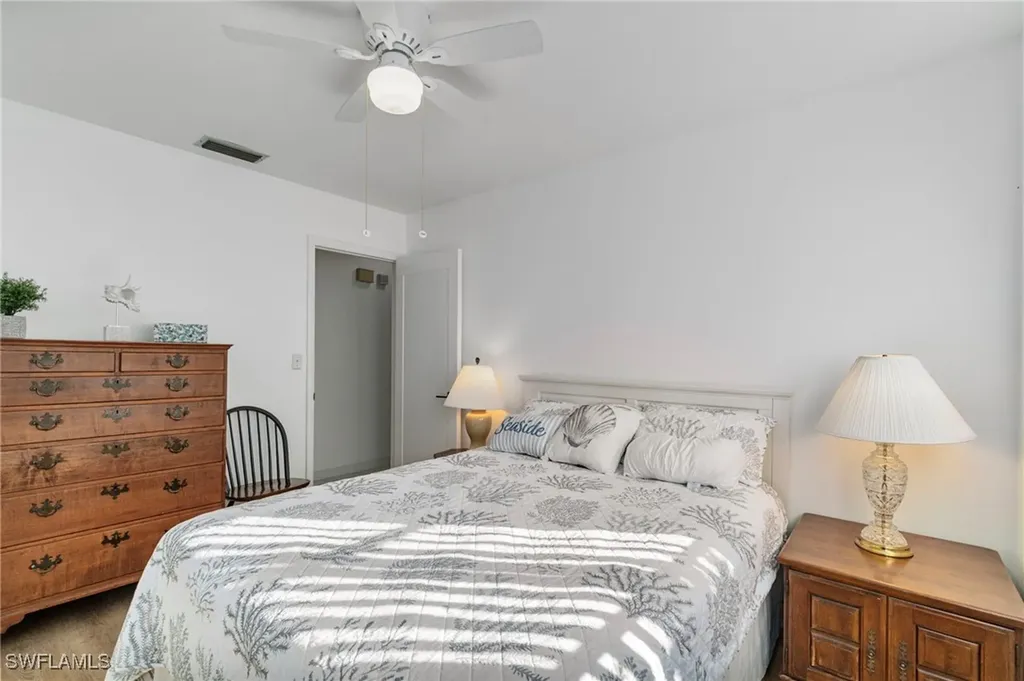 640 110th Avenue N Naples FL 34108