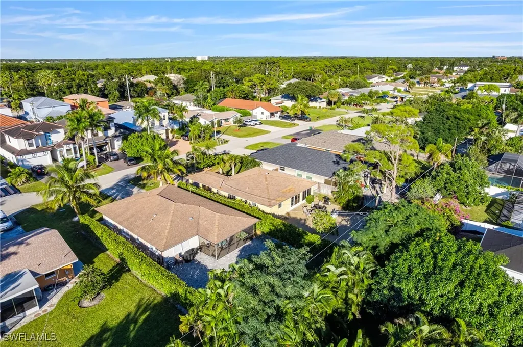 640 110th Avenue N Naples FL 34108