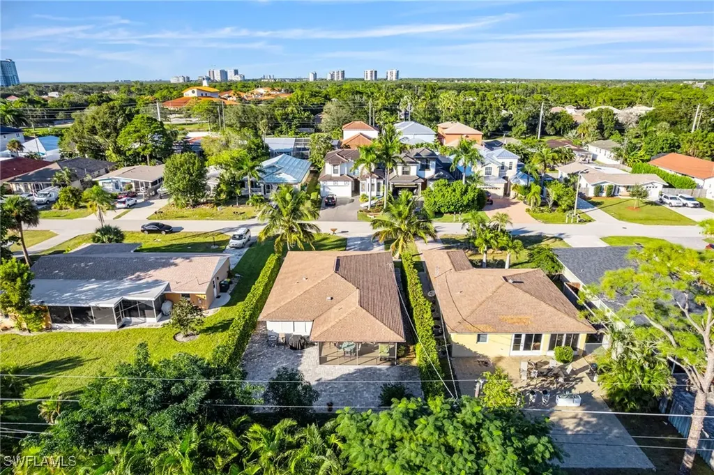 640 110th Avenue N Naples FL 34108