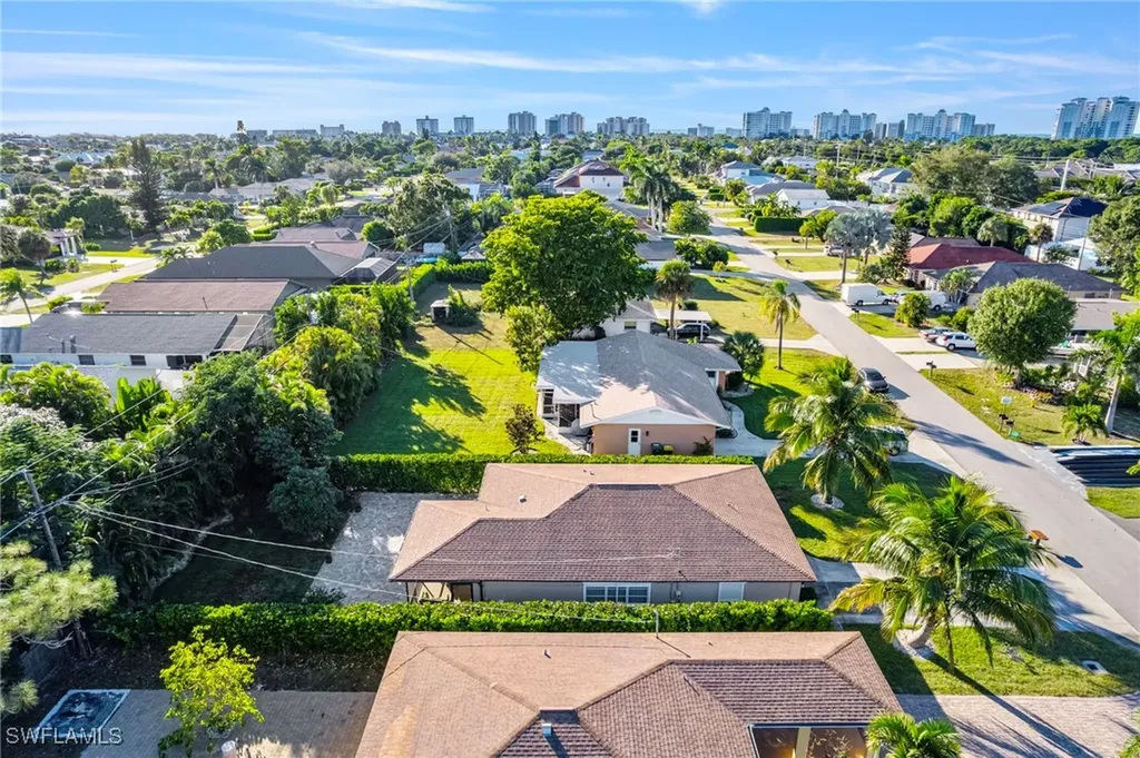 640 110th Avenue N Naples FL 34108