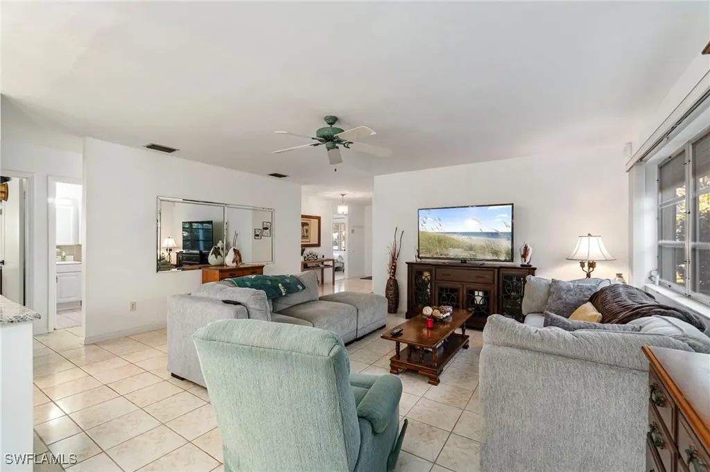 640 110th Avenue N Naples FL 34108