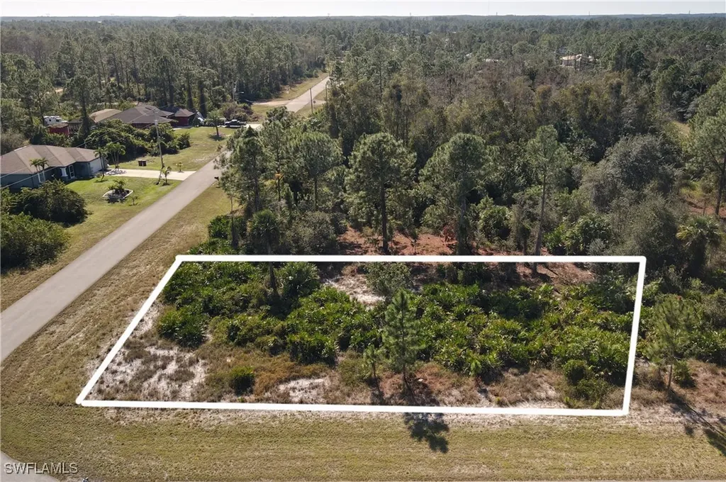 828 Fullerton Avenue S Lehigh Acres FL 33974