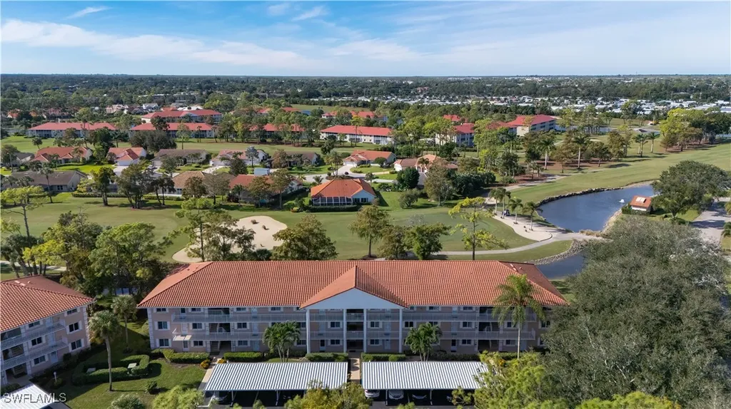Naples FL, 5950 Amherst Drive, Unit A104