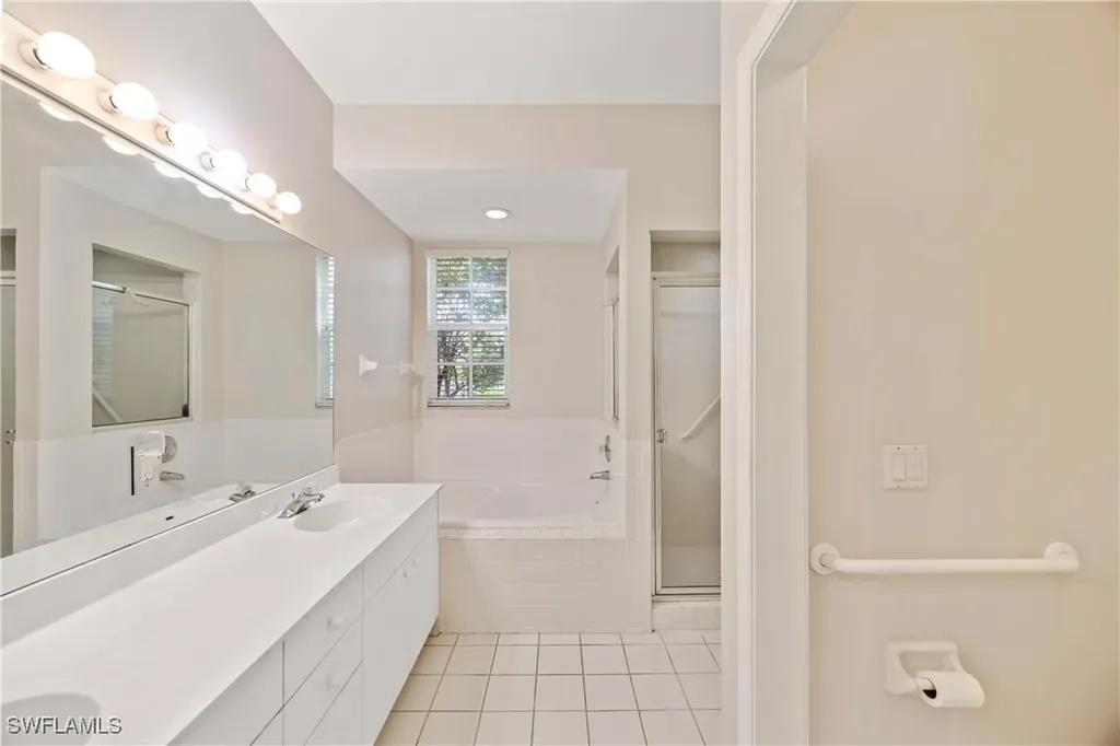 7822 Gardner Drive Naples FL 34109