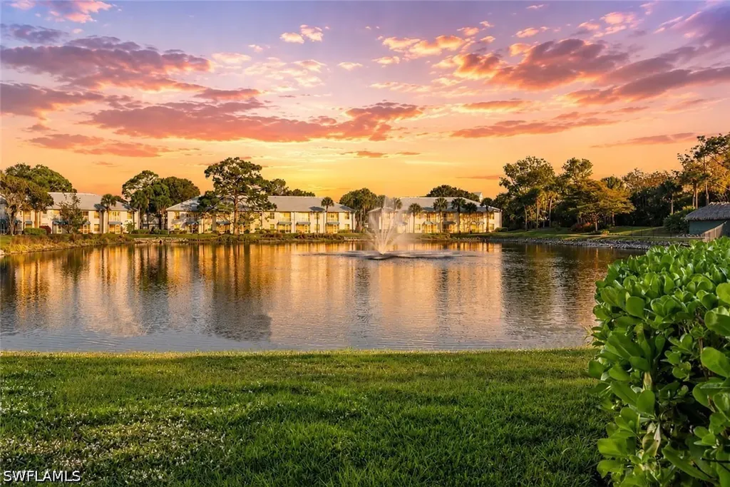 816 Gulf Pavilion Drive Naples FL 34108