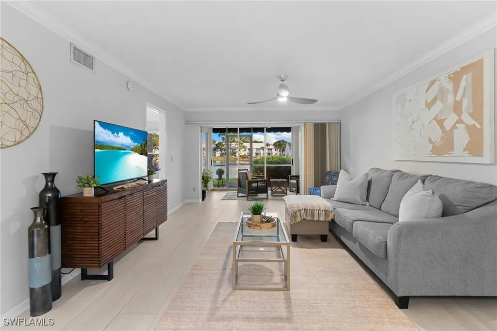 816 Gulf Pavilion Drive Naples FL 34108