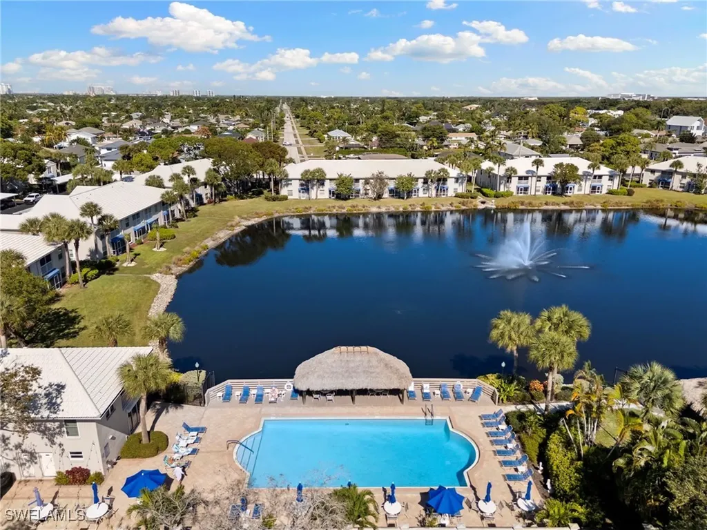 816 Gulf Pavilion Drive Naples FL 34108