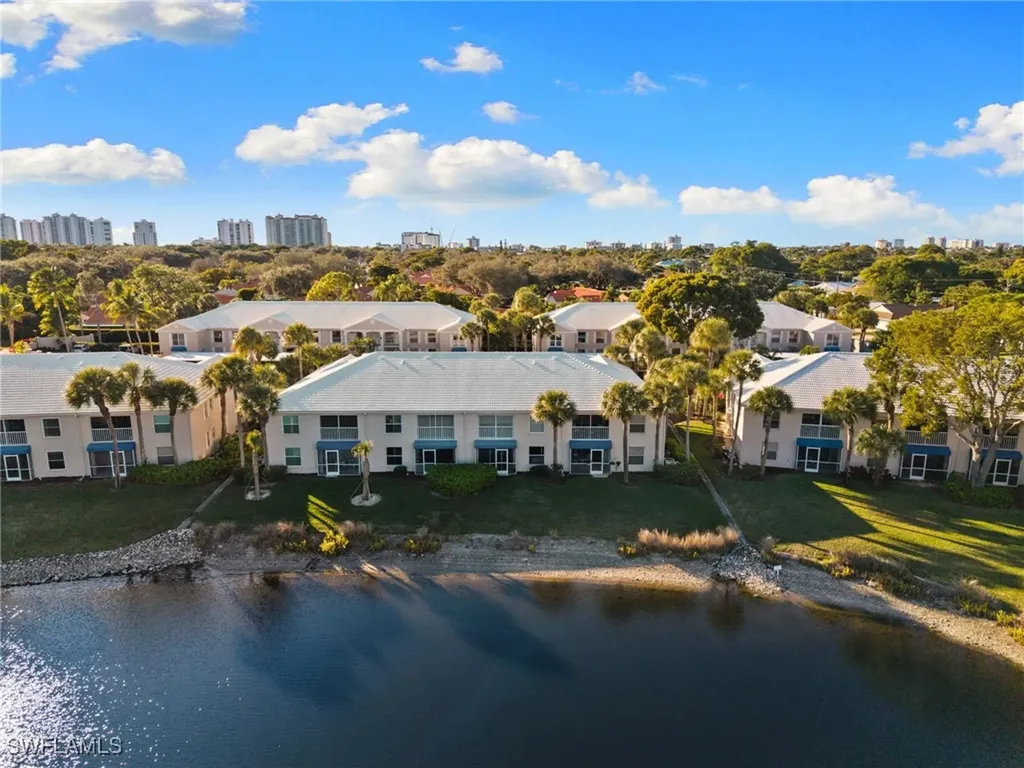 816 Gulf Pavilion Drive Naples FL 34108