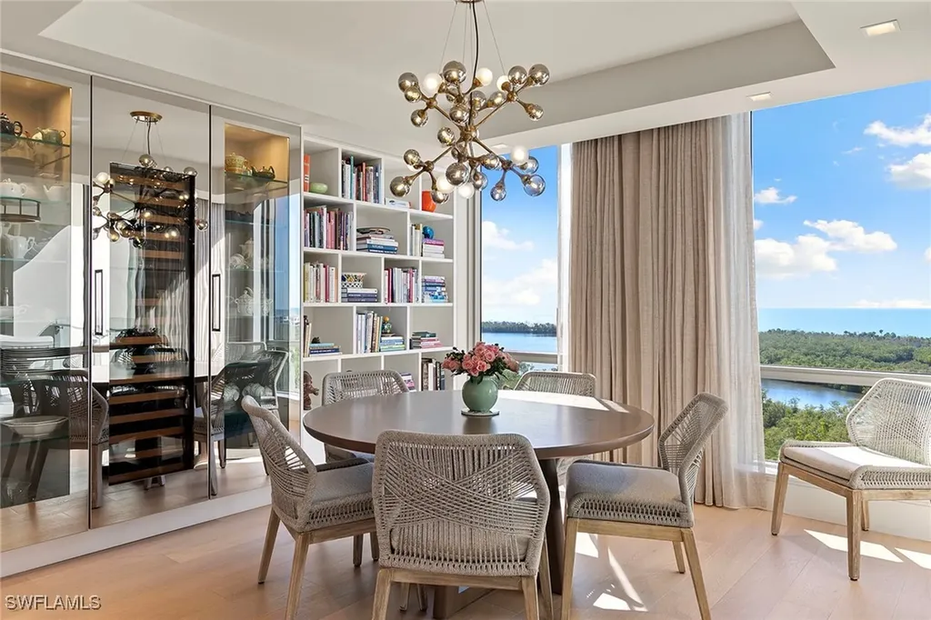 6897 Grenadier Boulevard Naples FL 34108