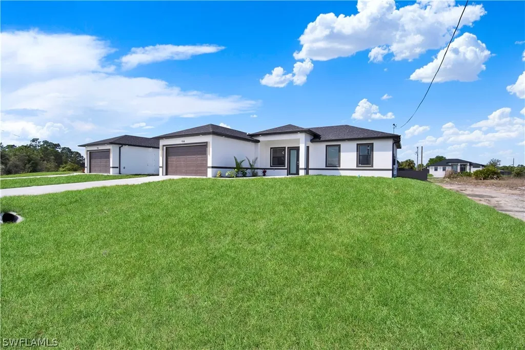 914 Manresa Avenue S Lehigh Acres FL 33974