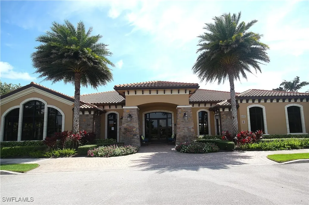 8558 Maggiore Court Naples FL 34114
