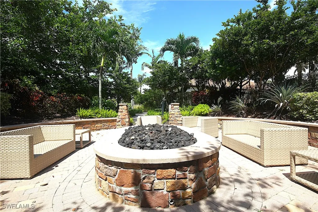 8558 Maggiore Court Naples FL 34114