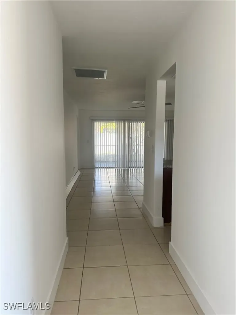 2105 SE 15th Place Cape Coral FL 33990
