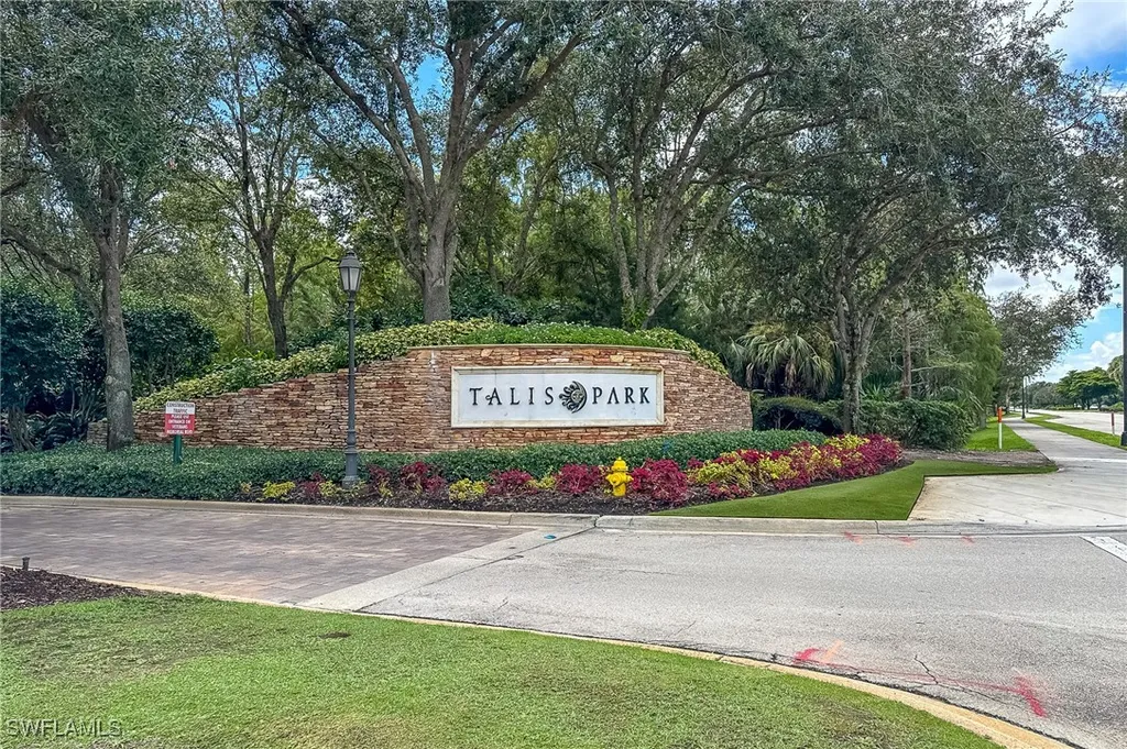 16881 Fairgrove Way Naples FL 34110