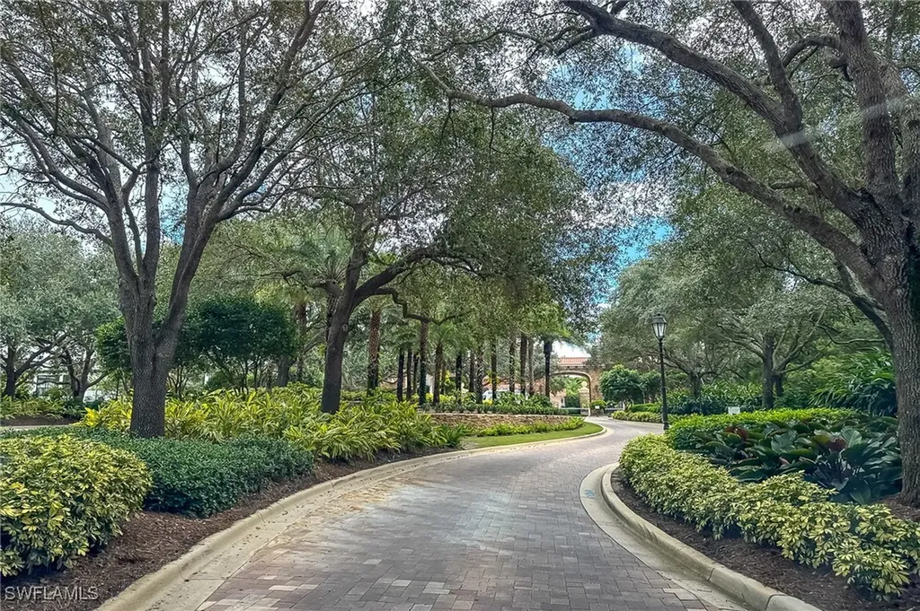 16881 Fairgrove Way Naples FL 34110