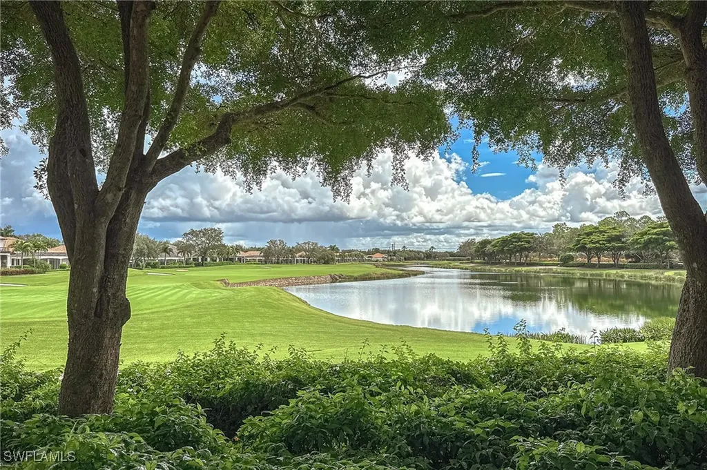 16881 Fairgrove Way Naples FL 34110