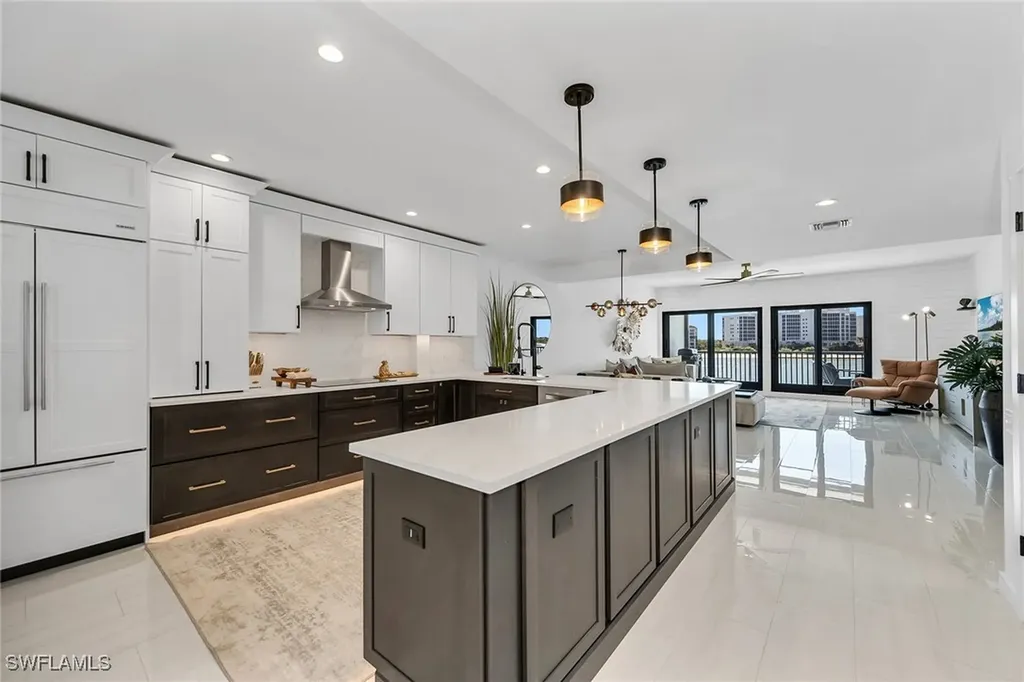 533 La Peninsula Boulevard Naples FL 34113