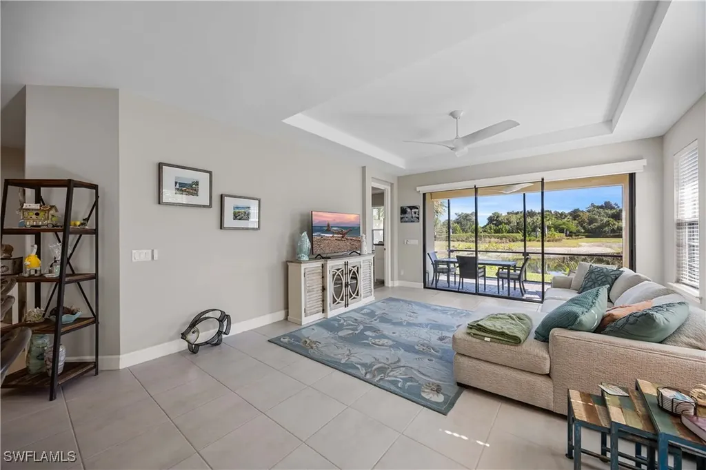 8110 Calle Canovas Street Naples FL 34114