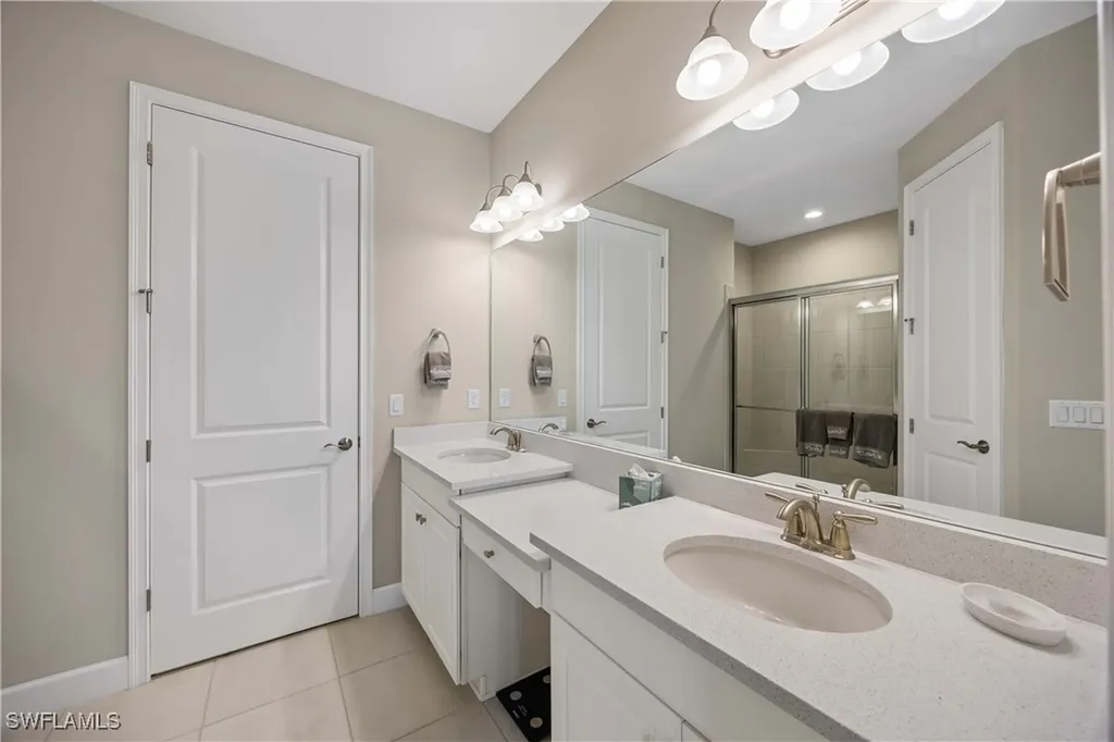 8110 Calle Canovas Street Naples FL 34114