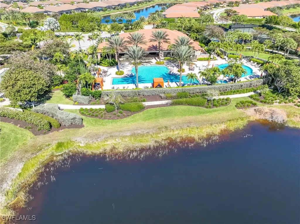 8110 Calle Canovas Street Naples FL 34114