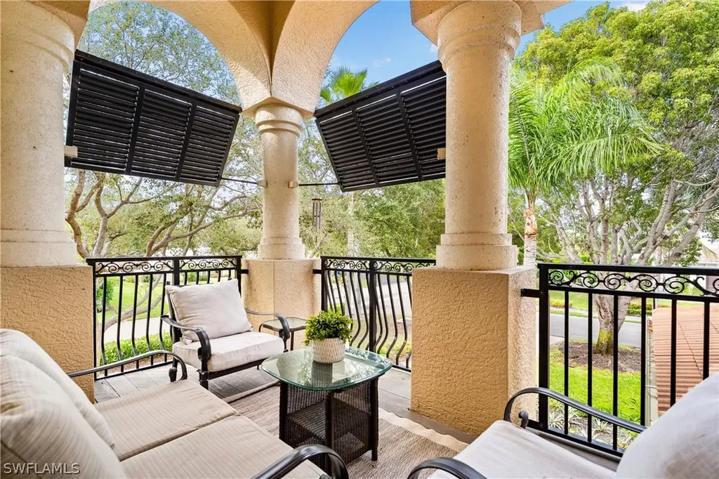 4840 W Boulevard Court Naples FL 34103