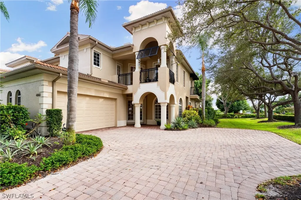 4840 W Boulevard Court Naples FL 34103