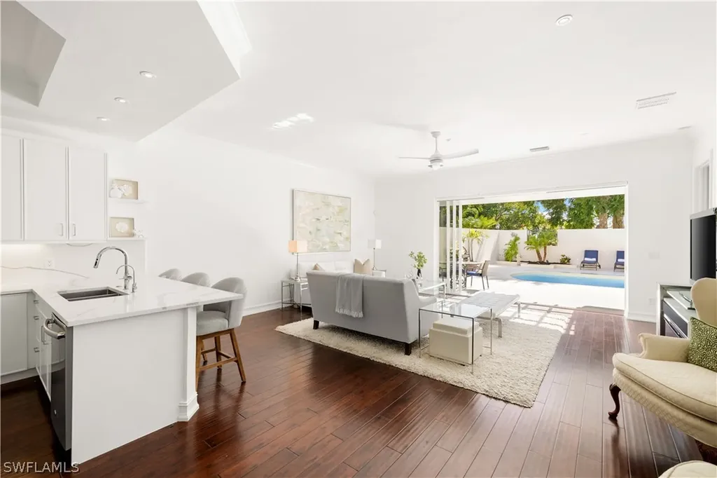 4840 W Boulevard Court Naples FL 34103