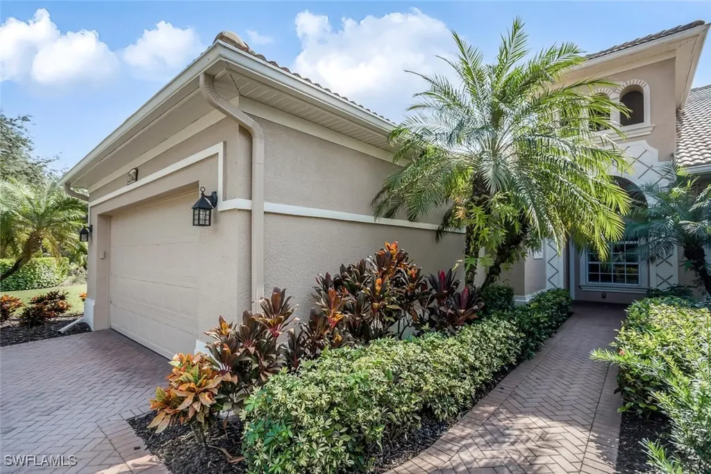 3162 Santorini Court Naples FL 34119