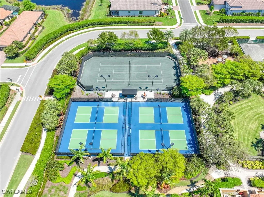 8110 Calle Canovas Street Naples FL 34114