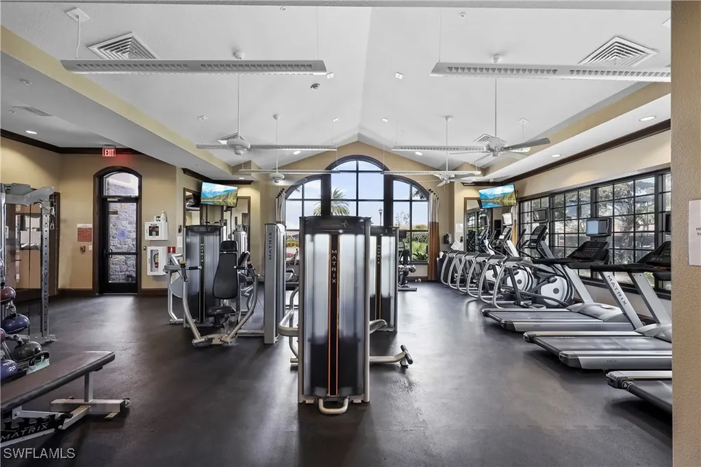 8110 Calle Canovas Street Naples FL 34114