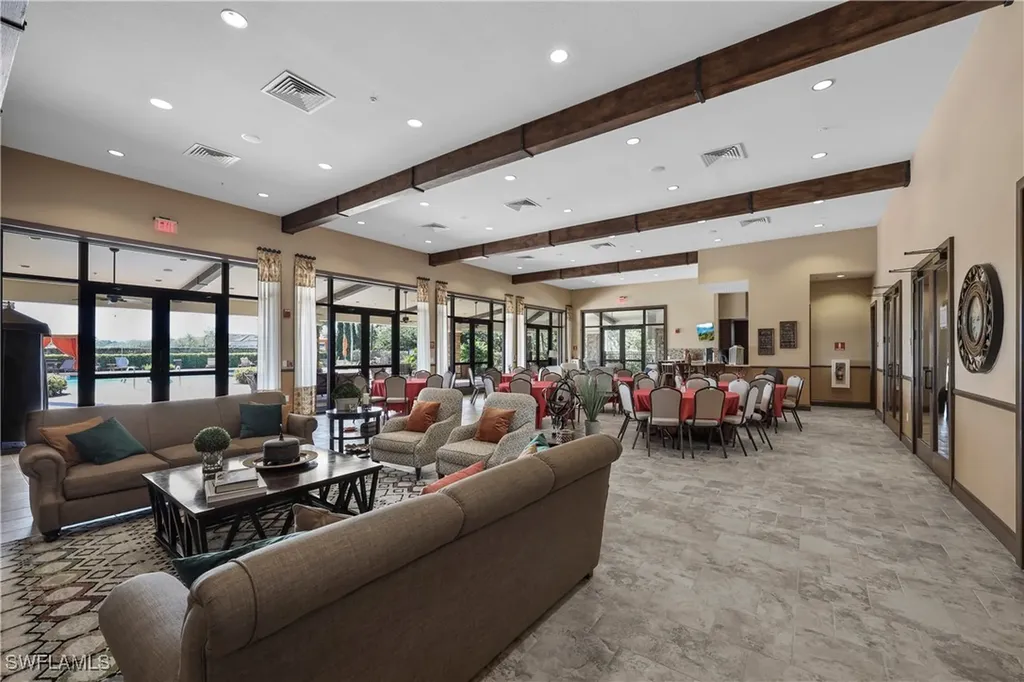 8110 Calle Canovas Street Naples FL 34114