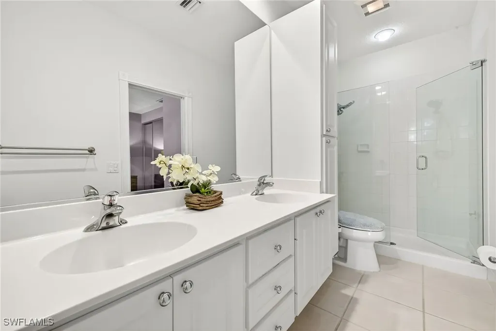 6096 Towncenter Circle Naples FL 34119